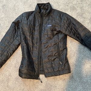 Patagonia Men’s Nano Puff Jacket Black Small